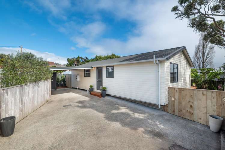 30A Lancaster Road Beach Haven_16