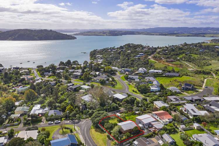 35 Lorenzen Bay Road Raglan_23