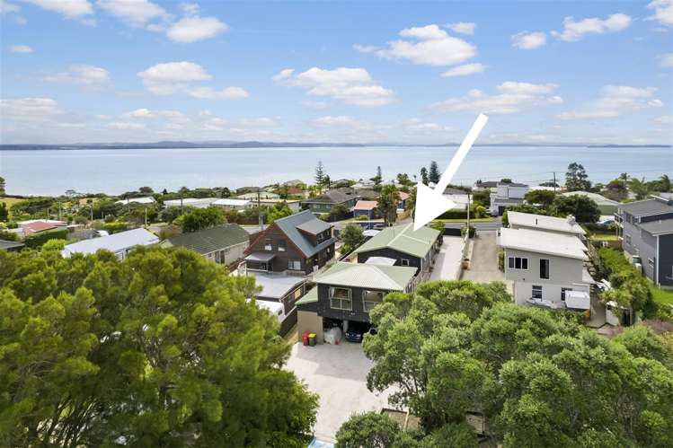 1315 Whangaparaoa Road Army Bay_0