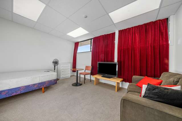 5/7-11 Queen Street Upper Hutt_4