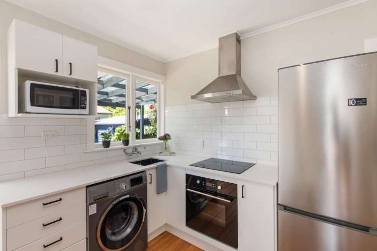 64 Gloucester Road Manurewa_7