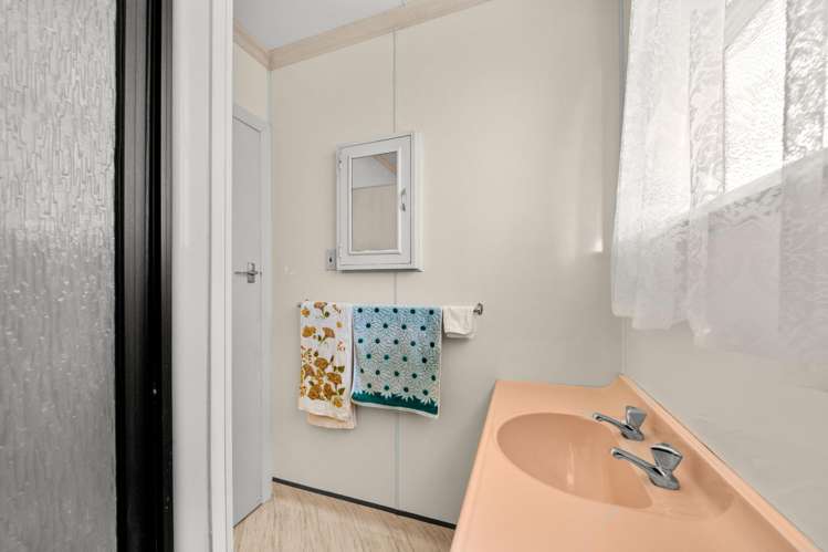 67 Brandon St Featherston_11