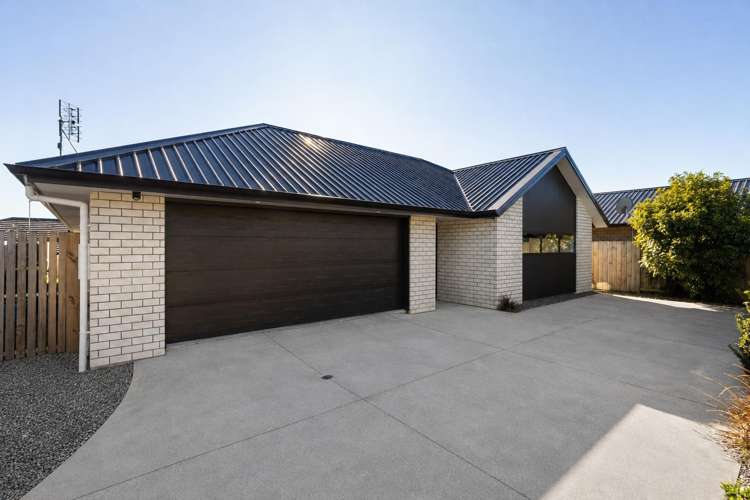 34 Maanihi Drive Rototuna North_0