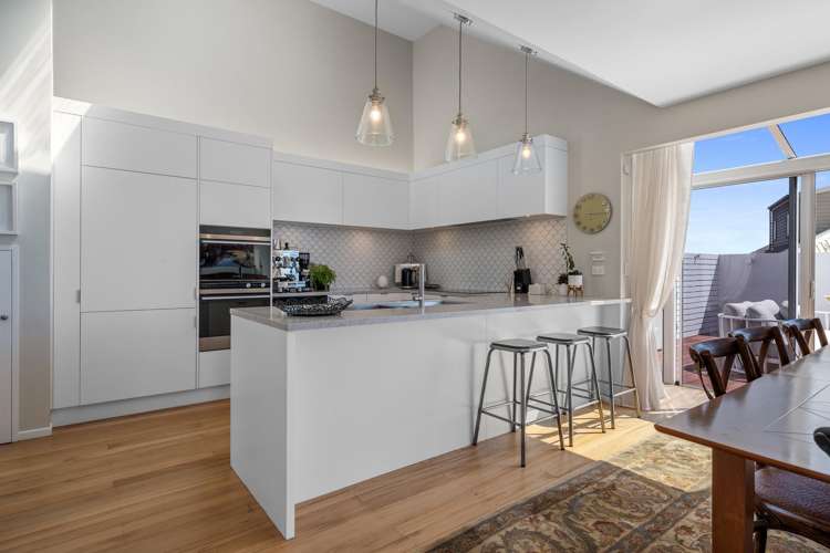 48 The Cliffs Britannia Heights_3