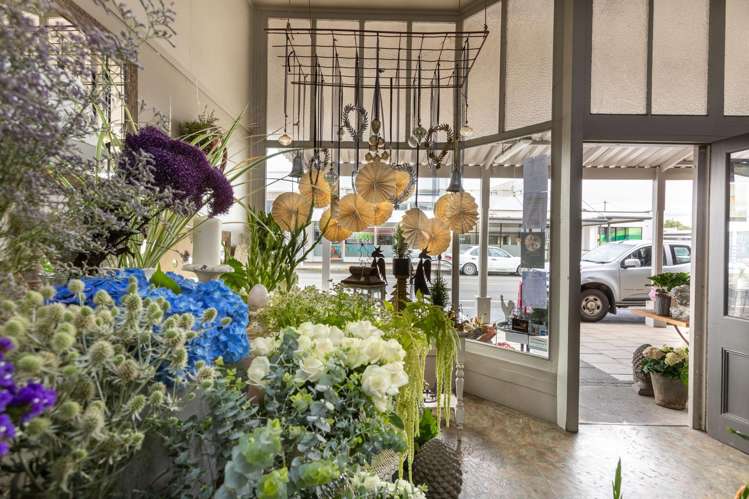 12 High Street Dannevirke_10