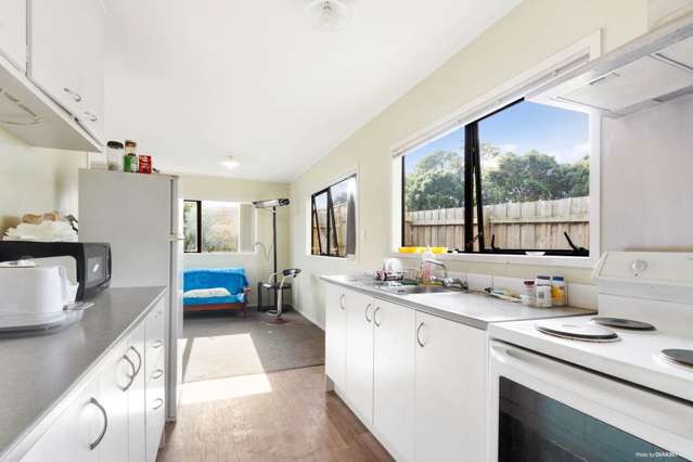 2/3368 Great North Road Glen Eden_3