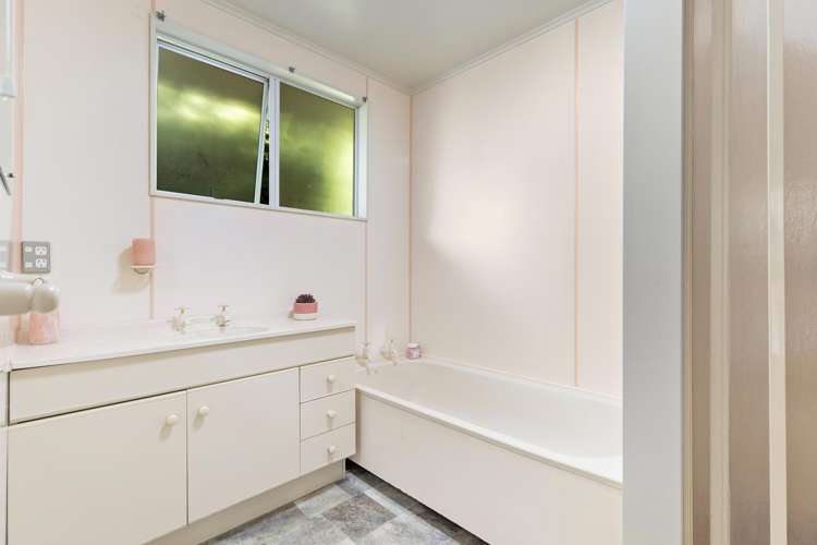 36 Huff Street Queenstown_19