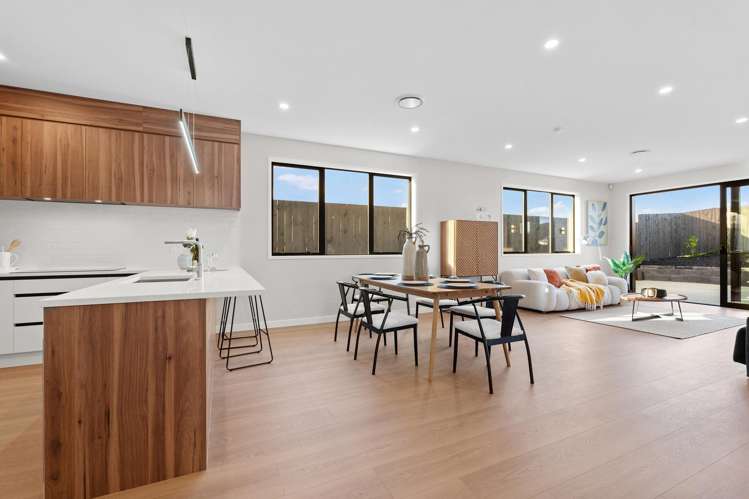 98 Huanui Drive Orewa_12
