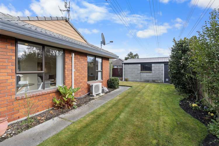 2/31 Peebles Drive_5