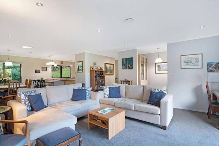 125 Stoney Creek Drive Waitakere_10
