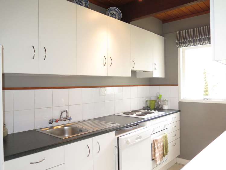 3/2 Cross Street Marchwiel_4