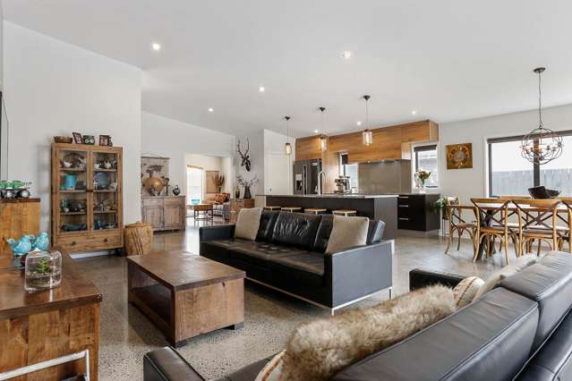 13 Eric Farley Drive Kumeu_1