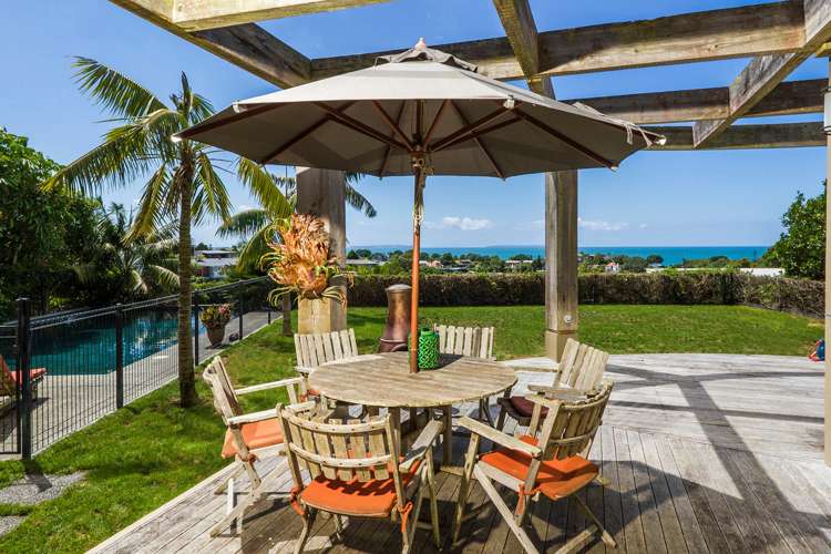 7 Rahopara Street Castor Bay_2