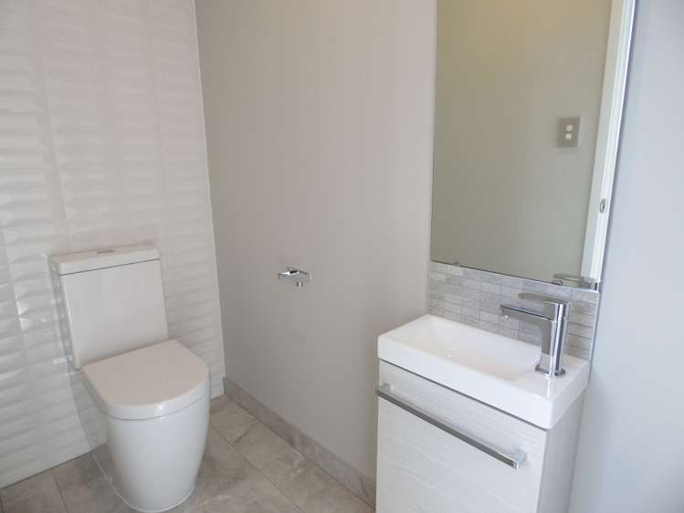 1 Tuatua Road Hobsonville_11