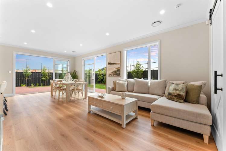 98 Tukutata Crescent Milldale_7