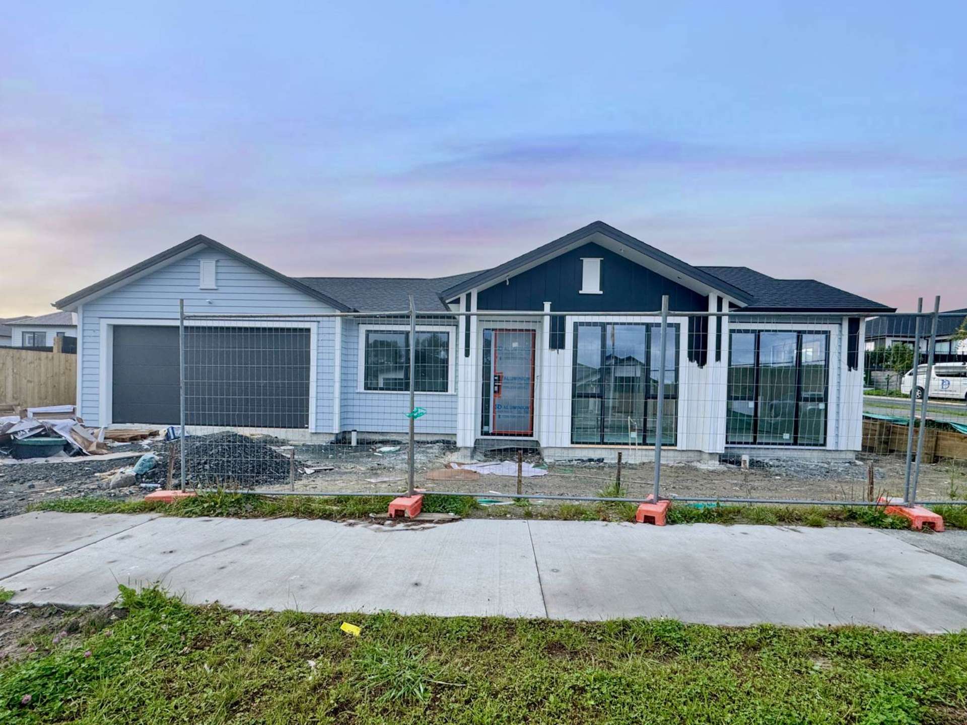 389 Te Taruna Drive Milldale_0