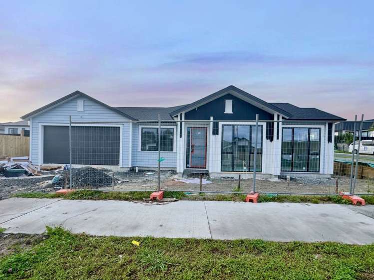 389 Te Taruna Drive_0