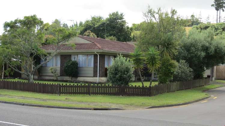 10 Crestlands Place Papakura_0