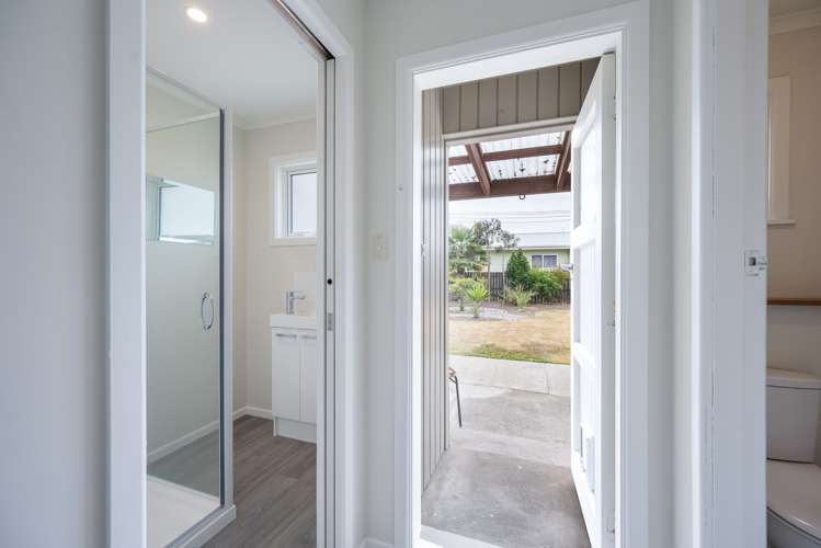 32 Leicester Street Stoke_13