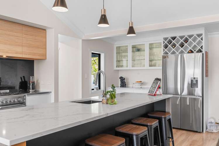 17 Nikau Heights Lansdowne_5