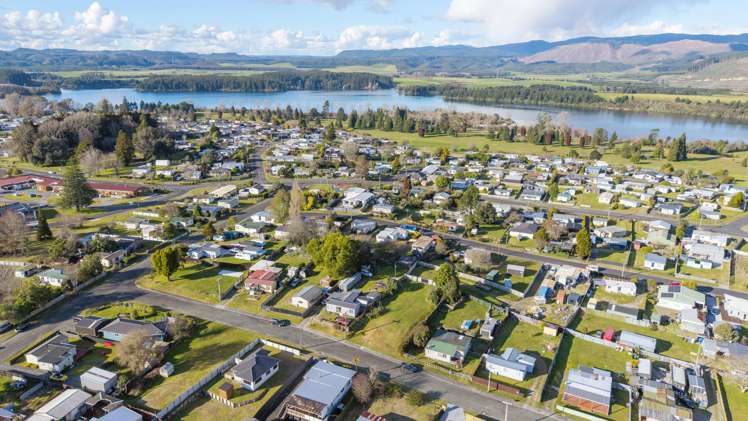 21 Kauri Street Mangakino_10