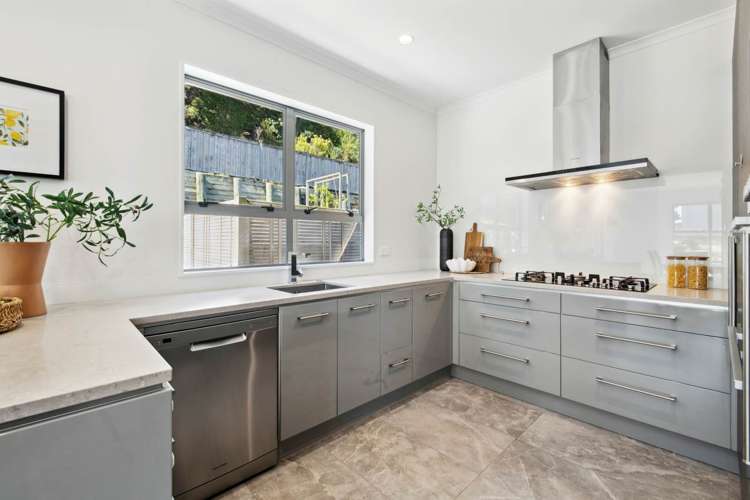 41 Mackay Drive Greenhithe_8