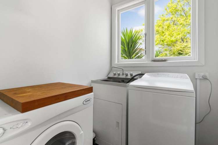 92 Astley Ave New Lynn_15