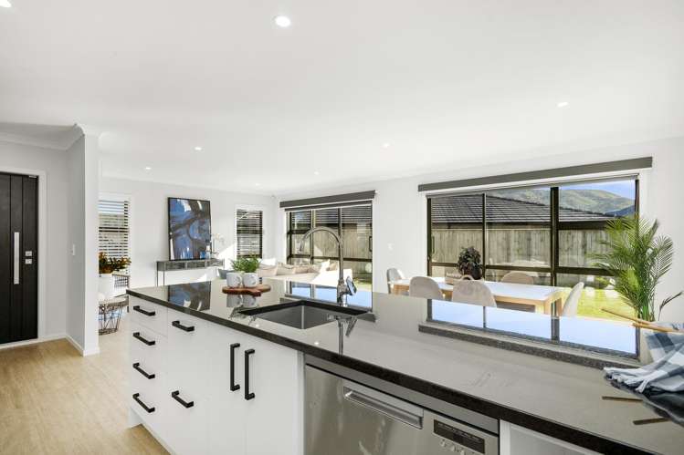 17 Jack Vaughan Grove Wainuiomata_8