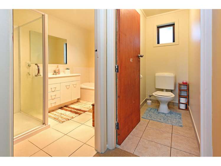 21 Franklyne Road Otara_12