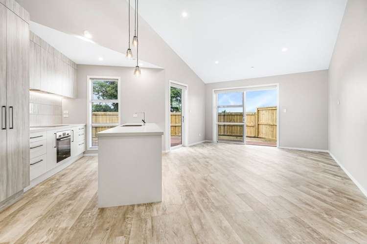 3/112 Horsham Downs Road Rototuna North_8