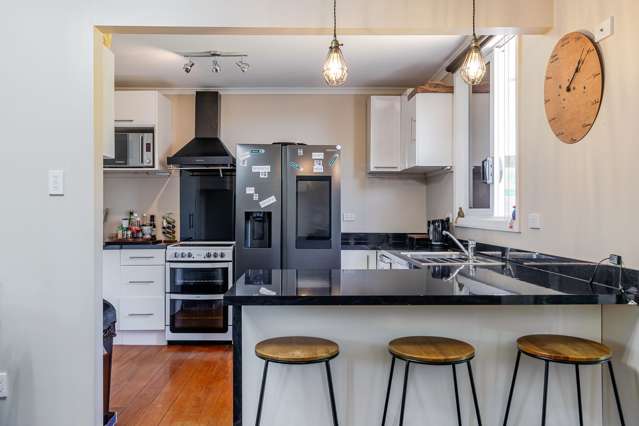 1 Halls Road Pahiatua_3