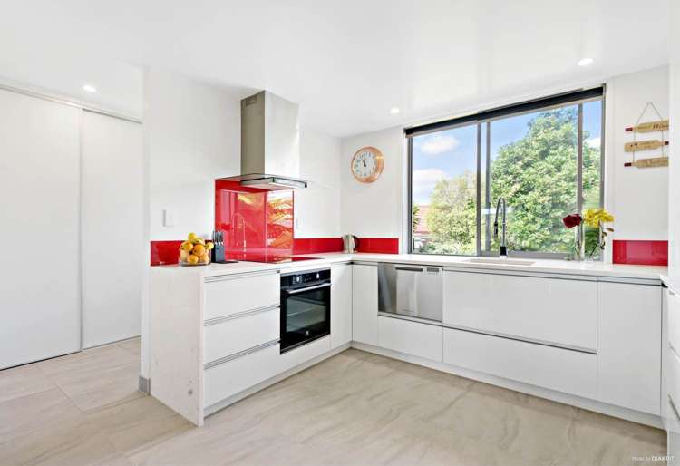 16 Binda Place Botany Downs_6