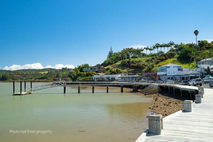 22/2958 State Highway 10 Paewhenua Island_23