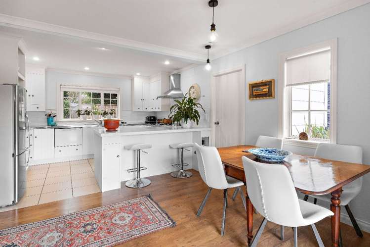 183A High Street Carterton_12