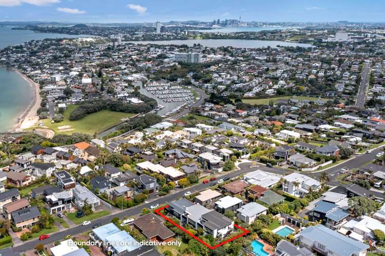 2/9 Marama Street Castor Bay_12