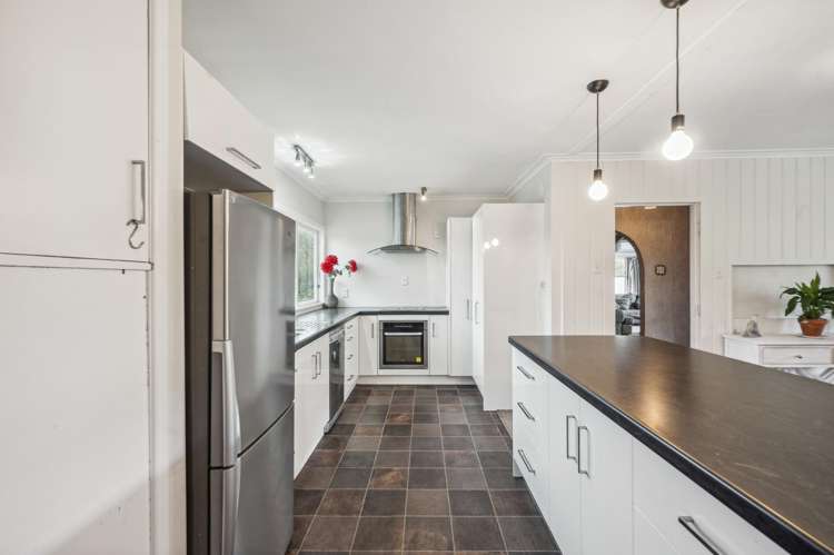 134 Koutu Road Kawaha Point_4