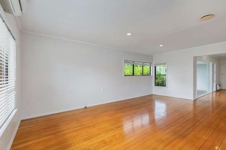 1/54 Seaview Terrace Mt Albert_11