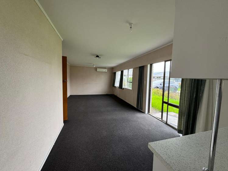 2/69 Settlement Road Papakura_5