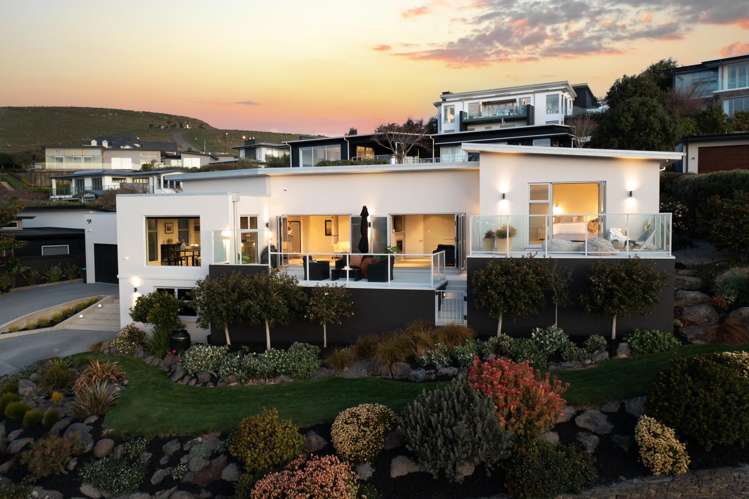 8 Quarry Hill Terrace Kennedys Bush_19