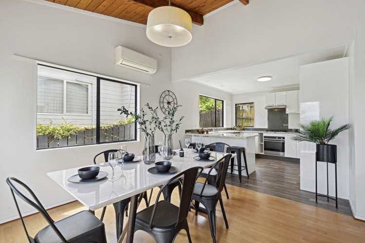 2/48 Barbados Drive Unsworth Heights_7