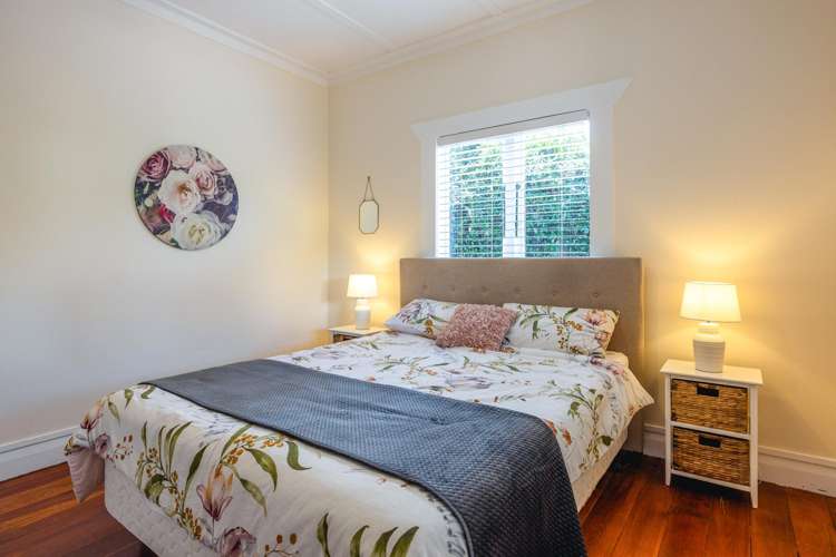 5 Waiata Road Onetangi_11