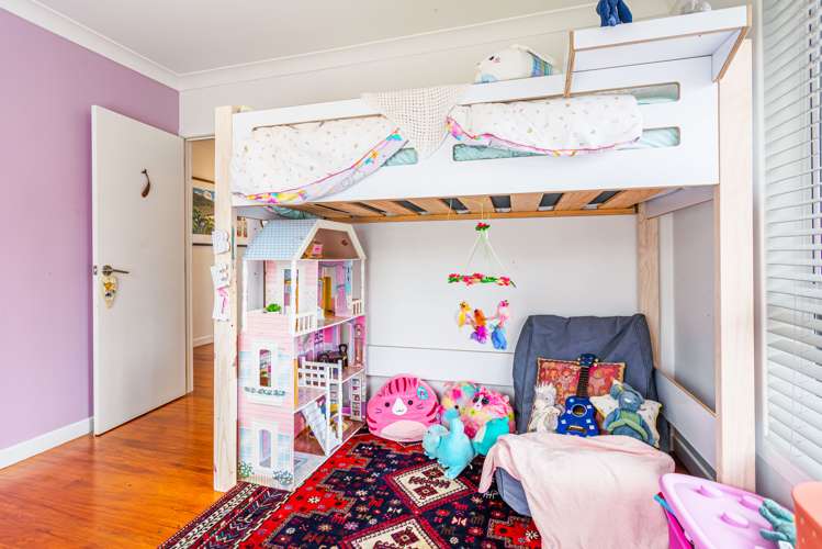 149 Seabrook Avenue New Lynn_13