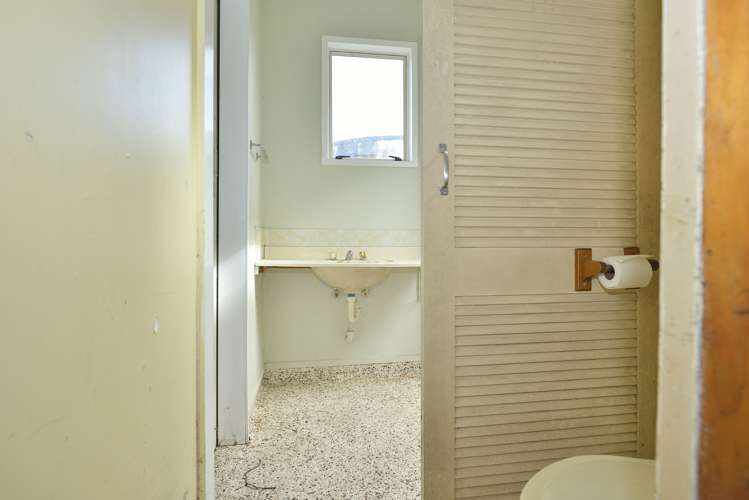 4 Tarakihi Crescent Mahia_13