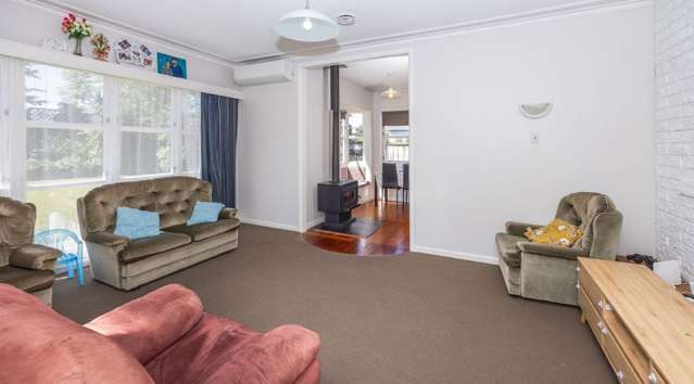 69 Lake Crescent Hamilton Lake_4