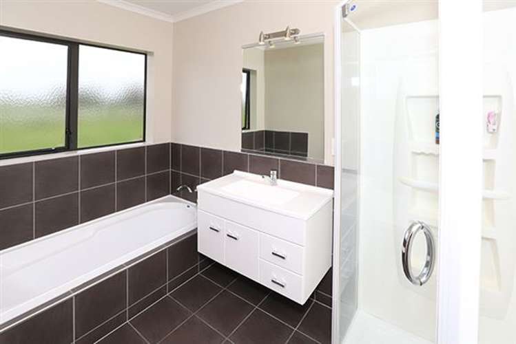 96 Marshmeadow Road Newstead_21