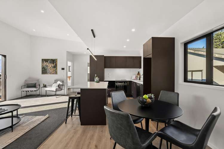 170b Fernhill Road Fernhill/Sunshine Bay_5