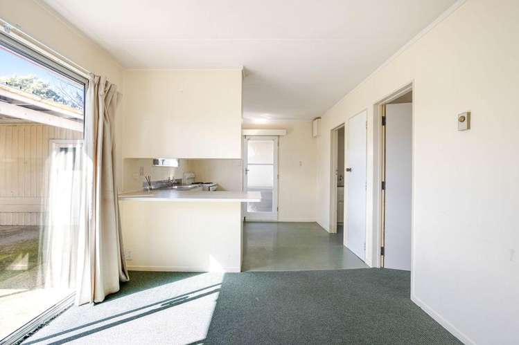 3/3 Beedie Street_2