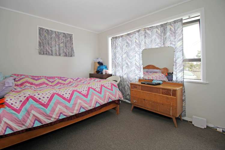 14 White Road Manurewa_7