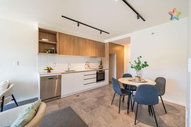 2/65 Tiketike Way Brooklyn_5