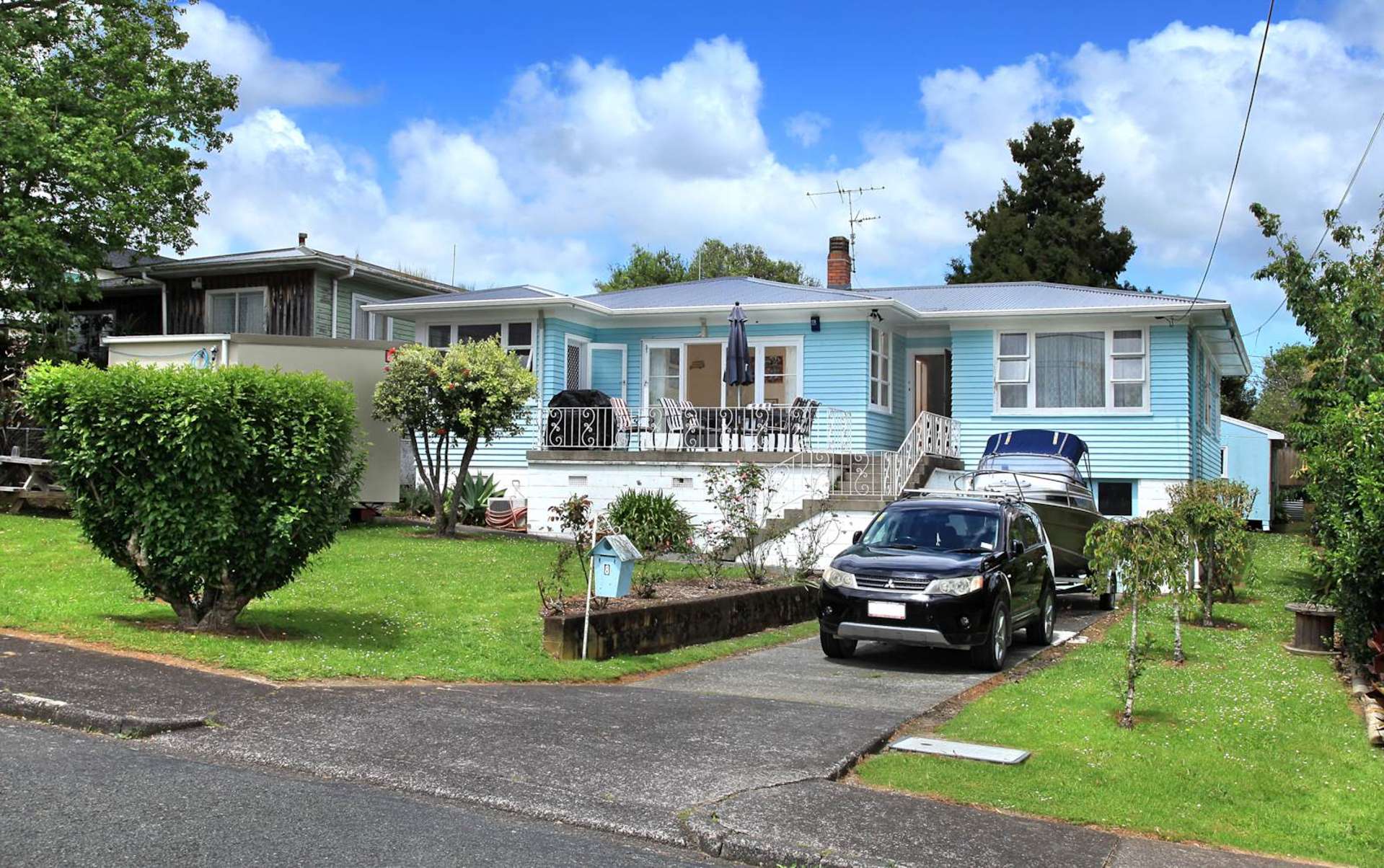 8 Sherwood Avenue Te Atatu South_0